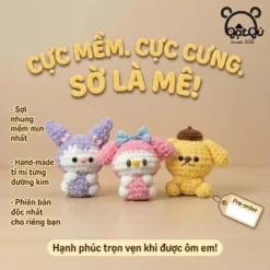 Alternative view of Móc khóa len Sanrio Gật Gù bộ ba Melody Kuromi Pompom thủ công