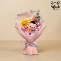 Bó hoa handmade kèm Hoa Hướng Dương và Heo bằng len Gật Gù siêu chữa lành